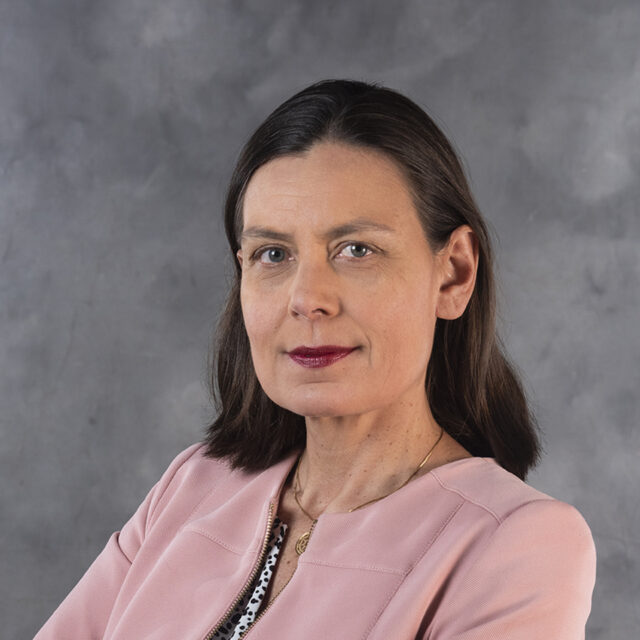 Vivian Landázuri Directora y terapeuta - ARCADE